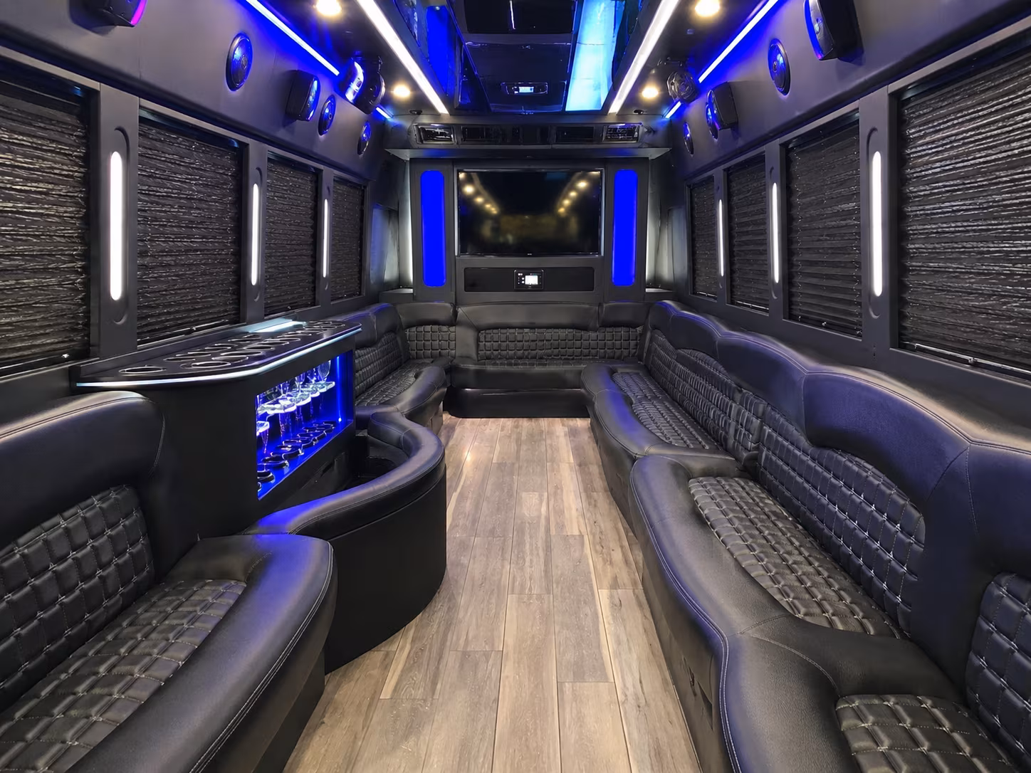 Myrtle Beach Birthday, Sweet 16, & Quinceañera Transportation party bus interior