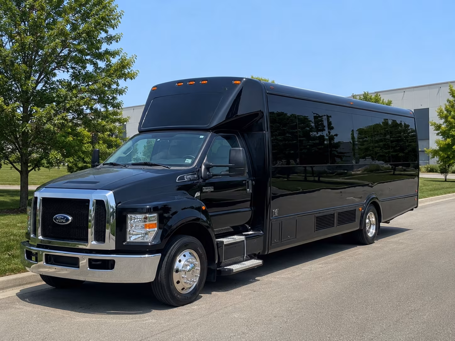Myrtle Beach Prom & Homecoming Transportation party bus exterior